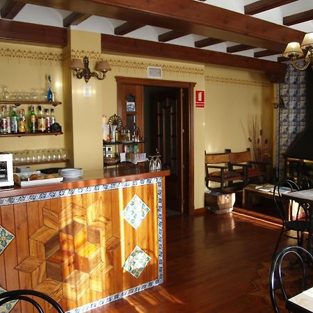 Hotel Del Pastor Морелья Экстерьер фото